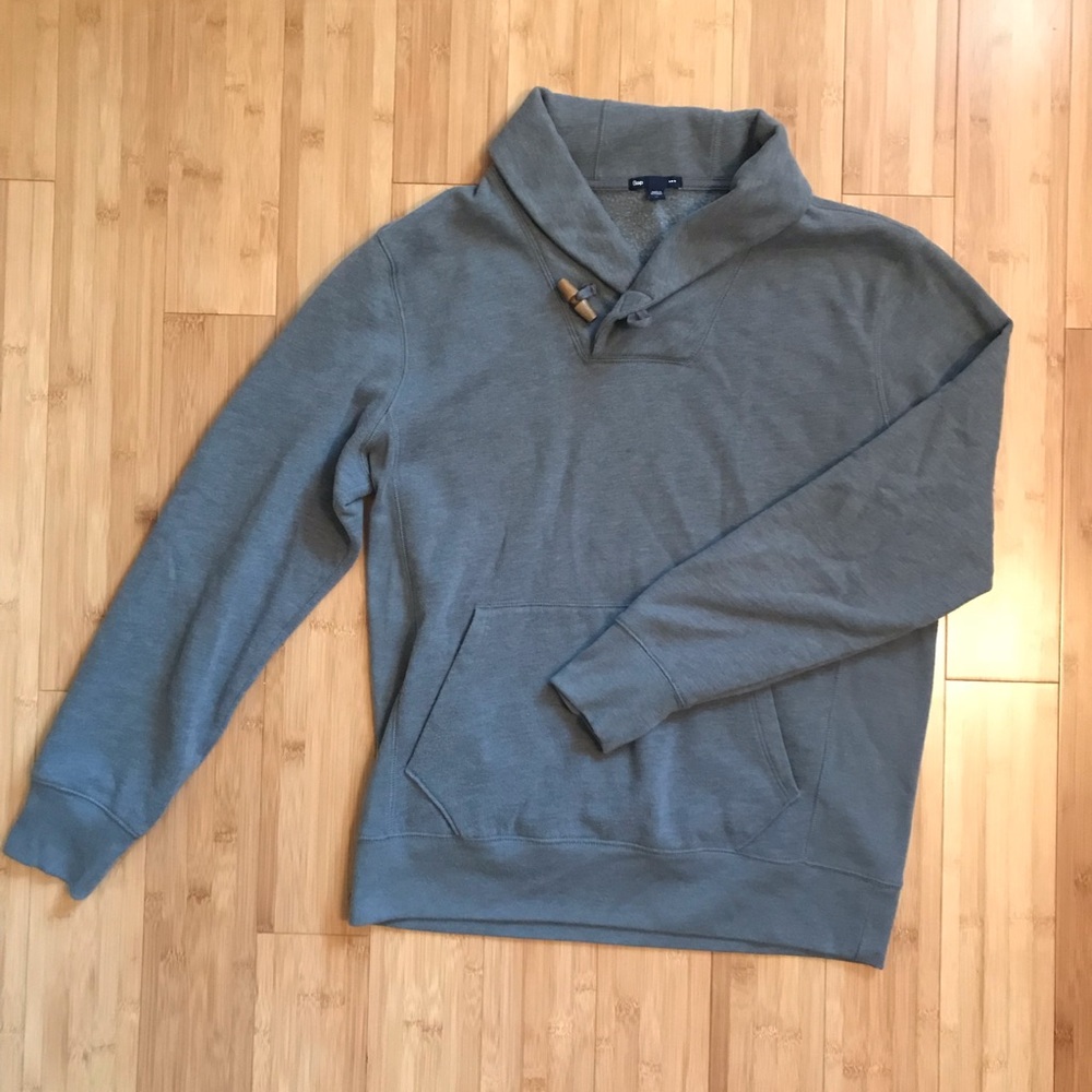 Shawl-collar fleece sweatshirt.